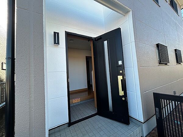 シューズボックス付きの玄関です！