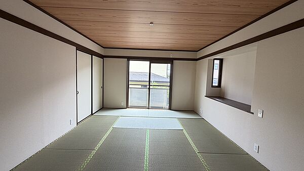 2階和室　畳表替えしました♪