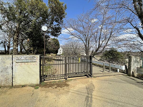 臼井中学校まで（1870m）