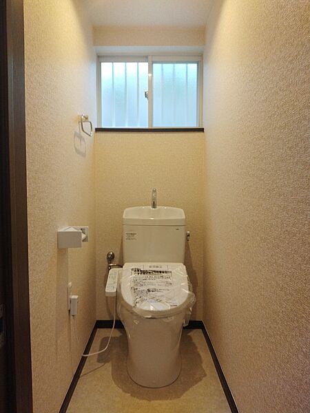 トイレ交換済み♪（1Fウォシュレット付き）