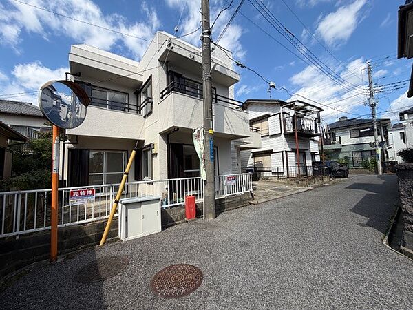 外壁屋根塗装済み♪