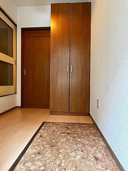 シューズボックス付きの玄関です。