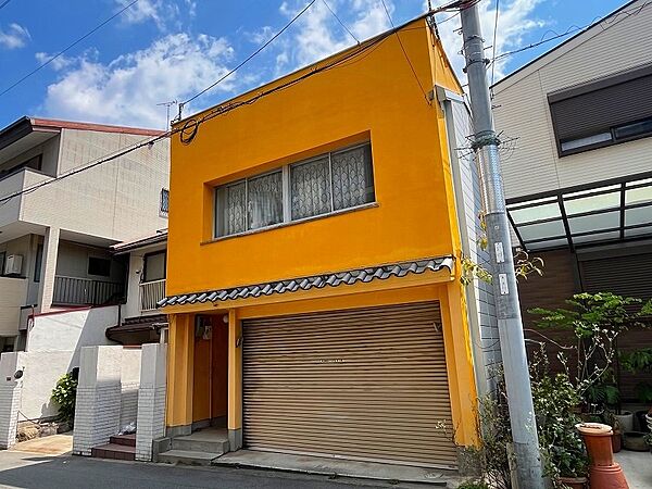 ＪＲ環状線　寺田町駅まで約５４０ｍ（徒歩７分）の好立地です。ＪＲ環状線・大阪メトロ御堂筋線　天王寺駅にも約９８５ｍ（徒歩１３分）です。