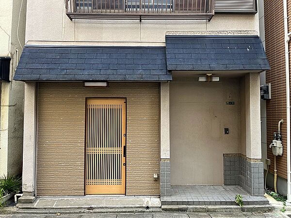 土地間口約５．１mです。
