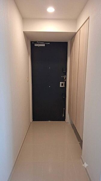 玄関を拡大表示