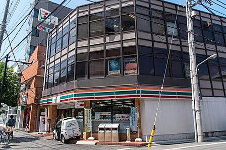 セブンイレブン 中小岩店 140m