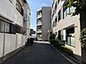 外観：前面道路含む現地写真