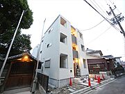 高畑駅より徒歩7分 3階 築4年2ヶ月の賃貸物件