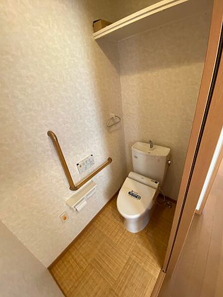 apartment 茨城県龍ケ崎市松ケ丘2丁目24-22
松ケ丘の賃貸情報を見る
物件地図