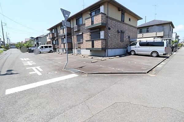 apartment 茨城県龍ケ崎市松ケ丘1丁目6-13
松ケ丘の賃貸情報を見る
物件地図