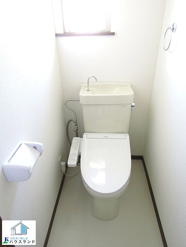 2階　トイレ　便器交換済です！
