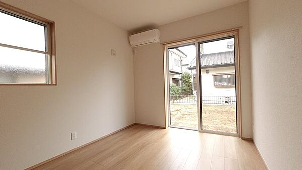 detached 茨城県牛久市栄町２丁目
地図を見る