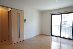 ベイコート島上 102 1階2LDKのリビング/ダイニング