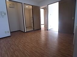 アモンコートII 211 2階2DKのリビング/ダイニング