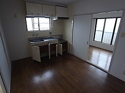 リブ南塚口 201 2階2DKのリビング/ダイニング