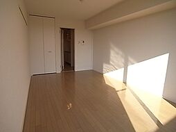 パトリア芦屋 102 1階1Kのリビング/ダイニング