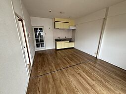 プロスパーI塚口東 302 3階2LDKのリビング/ダイニング