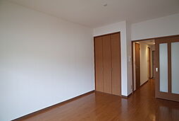 コンフィールド門戸 101 1階1Kのリビング/ダイニング