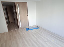 ワールドアイ神戸湊町 303 3階1Kのリビング/ダイニング