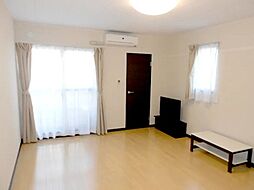 レオネクストカーサ 203 2階1Kのリビング/ダイニング