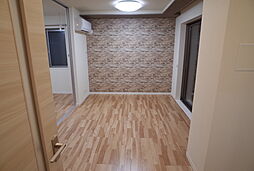 シャーメゾン板宿 102 1階1LDKのリビング/ダイニング