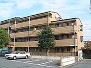 高坂駅より徒歩3分 3階 築30年8ヶ月の賃貸物件