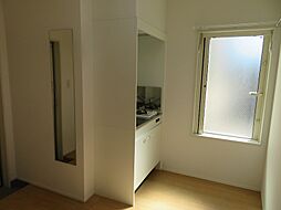 フェリスオータム 205（ロフト無） 2階ワンルームのリビング/ダイニング