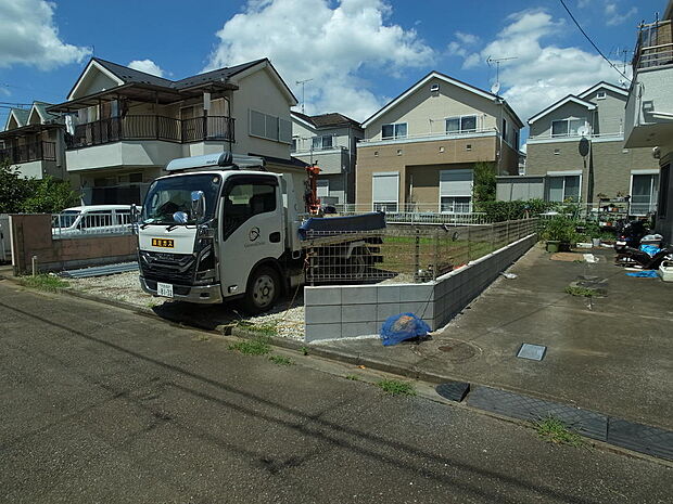 現地
