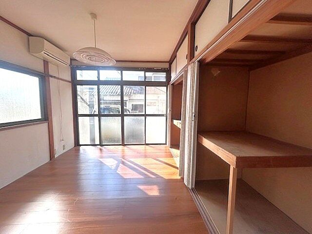 寝室