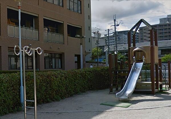 空堀桃谷公園／徒歩1分