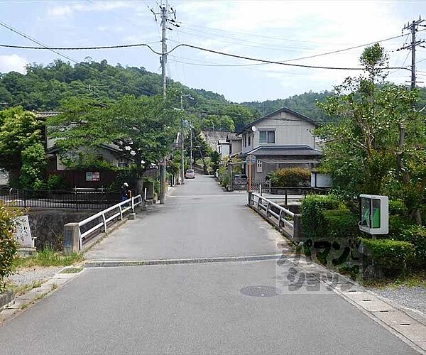 画像24:前面道路です。