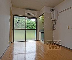 ライブコート二軒茶屋 106 1階ワンルームのリビング/ダイニング