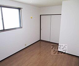 京都市営烏丸線 北大路駅 徒歩25分の賃貸マンション 1階2DKのリビング/ダイニング