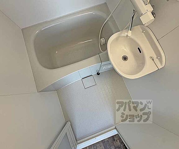 浴室
