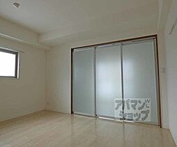 京都市営烏丸線 烏丸御池駅 徒歩8分の賃貸マンション 4階2Kのリビング/ダイニング