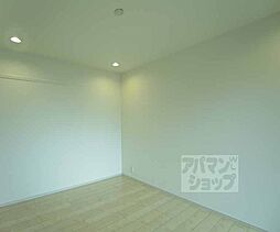 京都市営烏丸線 今出川駅 徒歩28分の賃貸マンション 3階1Kのリビング/ダイニング