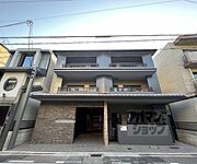 二条城前駅より徒歩7分 3階 築2年9ヶ月の賃貸物件