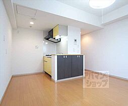 京阪本線 三条駅 徒歩5分の賃貸マンション 5階ワンルームのリビング/ダイニング