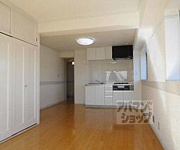 京都市営烏丸線 北大路駅 3.4kmの賃貸マンション 3階1LDKのリビング/ダイニング