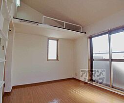 グランロード 305 3階1Kのリビング/ダイニング