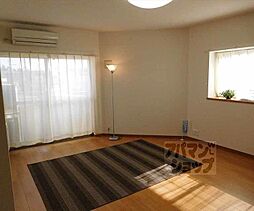 京都市営烏丸線 北山駅 徒歩10分の賃貸マンション 3階1LDKのリビング/ダイニング