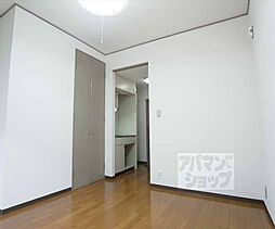 ホワイトリバーハイツ 201 2階ワンルームのリビング/ダイニング