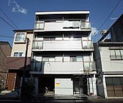 神宮丸太町駅より徒歩5分 1階 築32年5ヶ月の賃貸物件