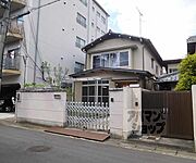 北山駅より徒歩8分 築82年9ヶ月の賃貸物件