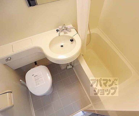 浴室