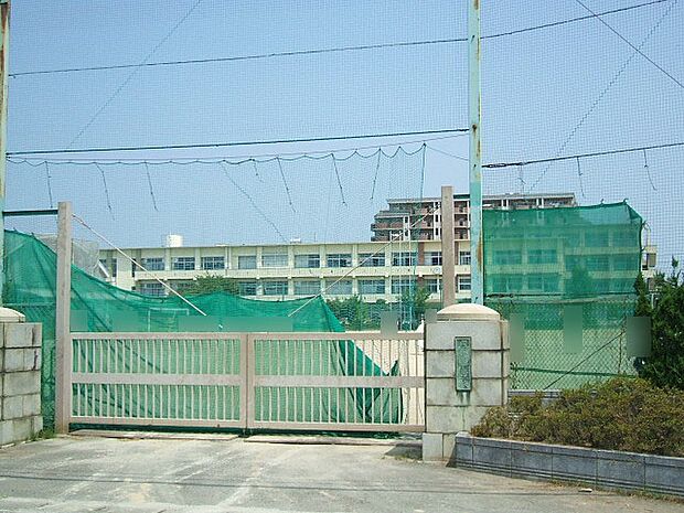 岩倉中学校（2920m）