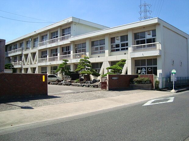 北名古屋市立師勝南小学校(800m)