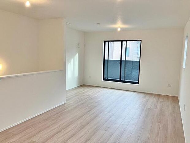 洋室 明るい洋室ではのんびりとお過ごしできます☆