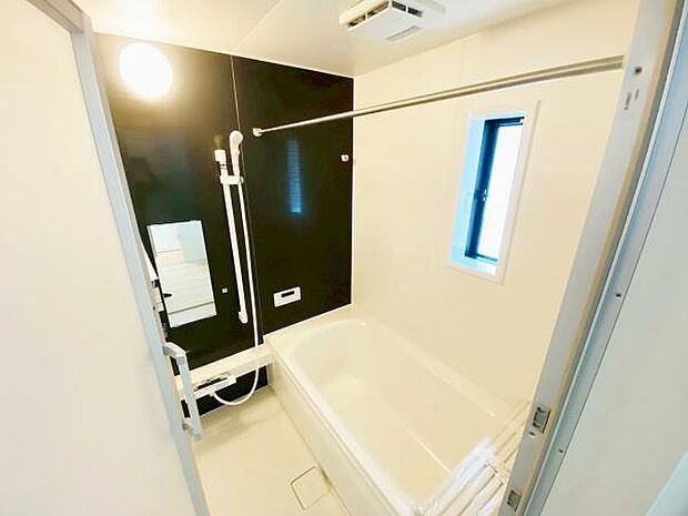 浴室 広々1坪のお風呂でほっとひといき1日の疲れを我が家で癒しましょう