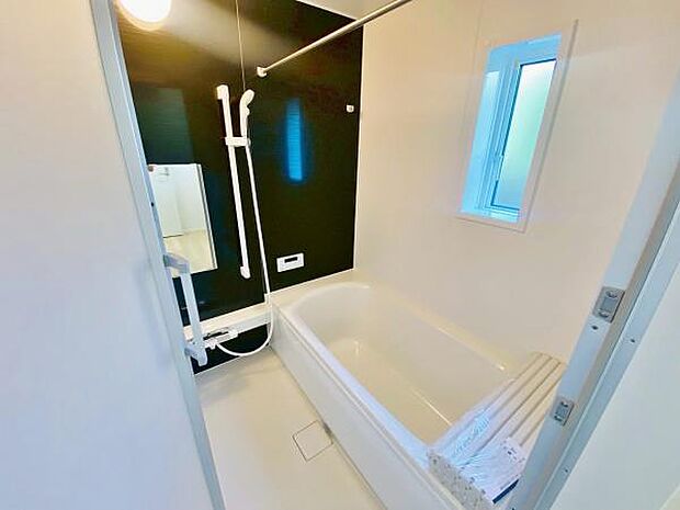 浴室 広々1坪のお風呂でほっとひといき1日の疲れを我が家で癒しましょう